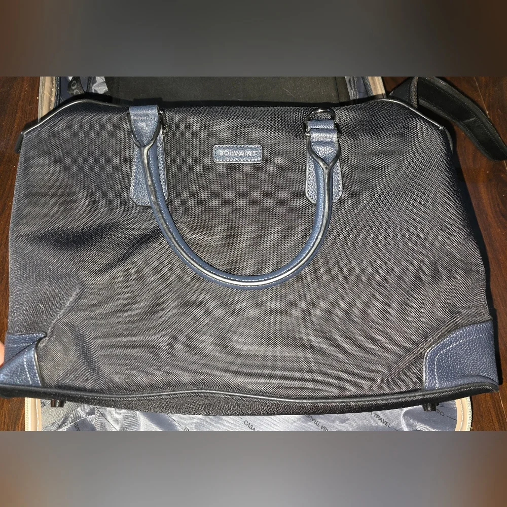 The Ivens Travel Bag in Nylon and Leather - Picture 6 of 9